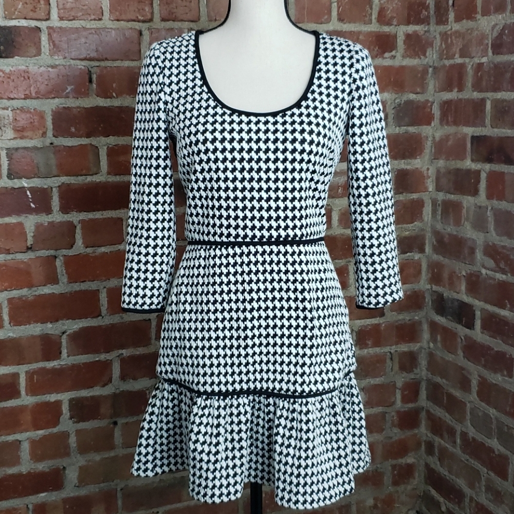 Juicy Couture houndstooth ruffle hem dress S